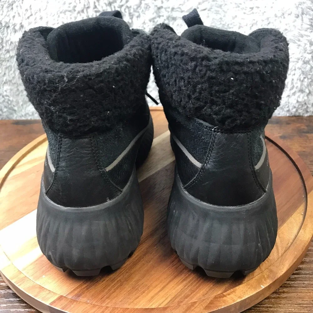 Cole Haan ZeroGrand Flurry Hiker Boots Womens 10.5B Black‎ Water Resistant Shoes